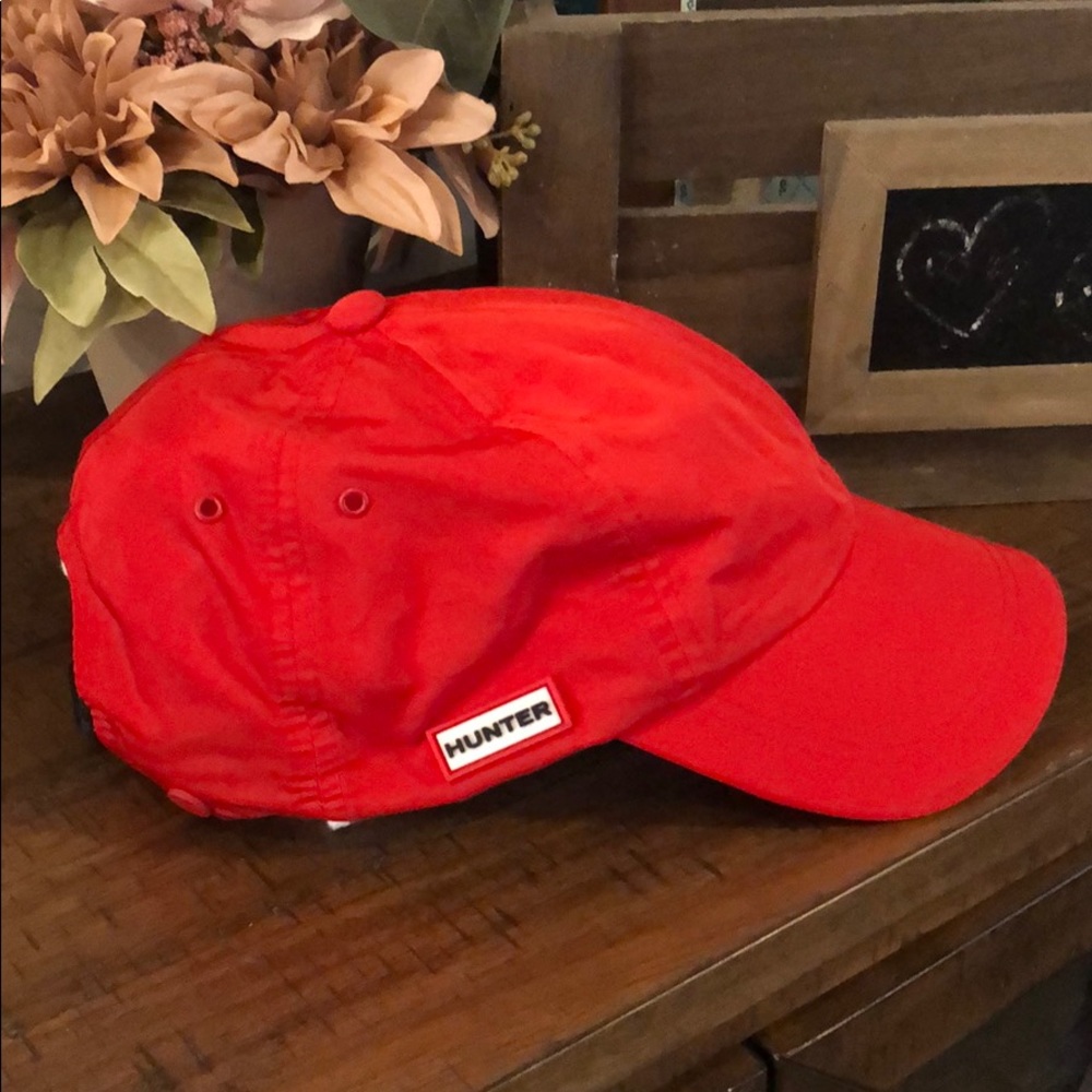 Red Hunter baseball cap NWOT